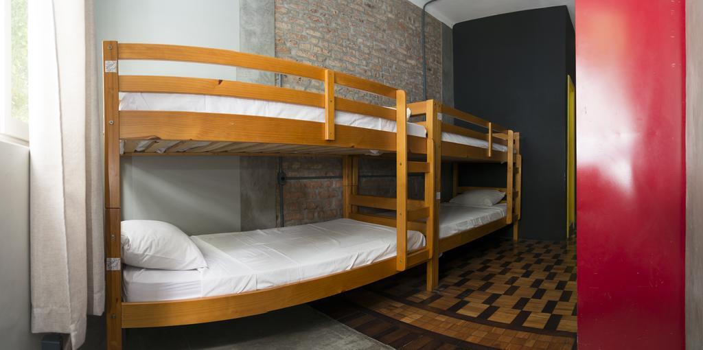 Hostal Kaza Rio *